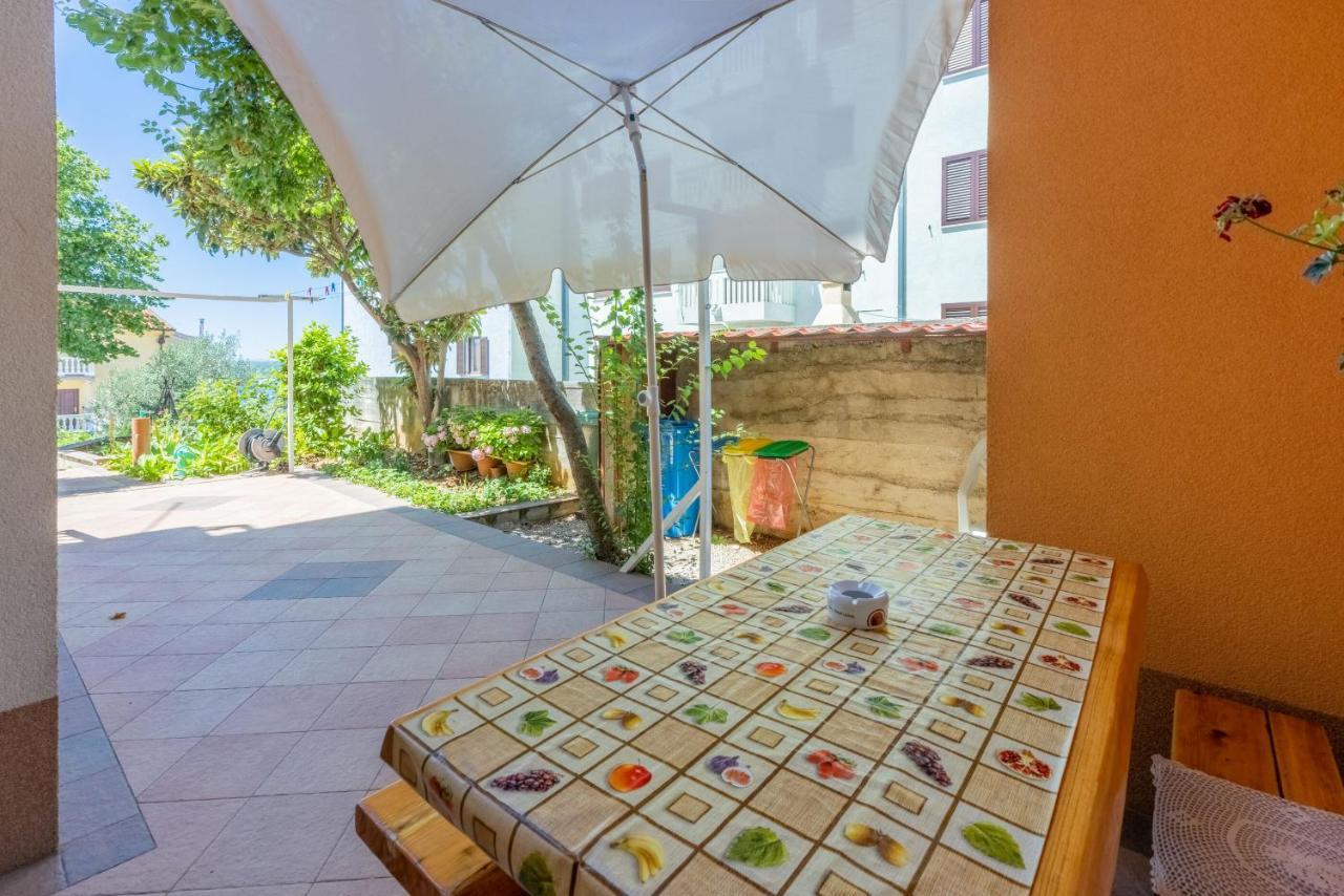 Apartments Lilin Crikvenica Exterior photo